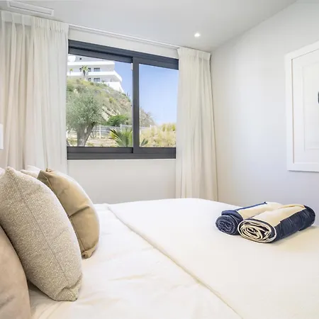 Fabuloso Con Jardin Privado Y Jacuzzi Appartement Estepona